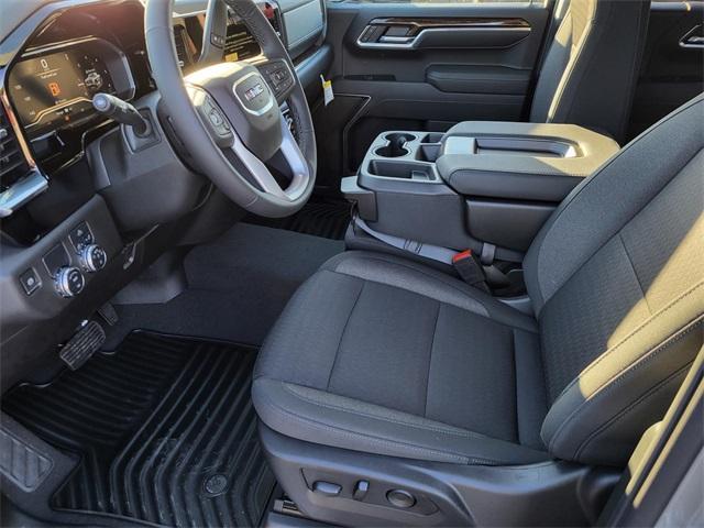 new 2025 GMC Sierra 1500 car, priced at $44,240