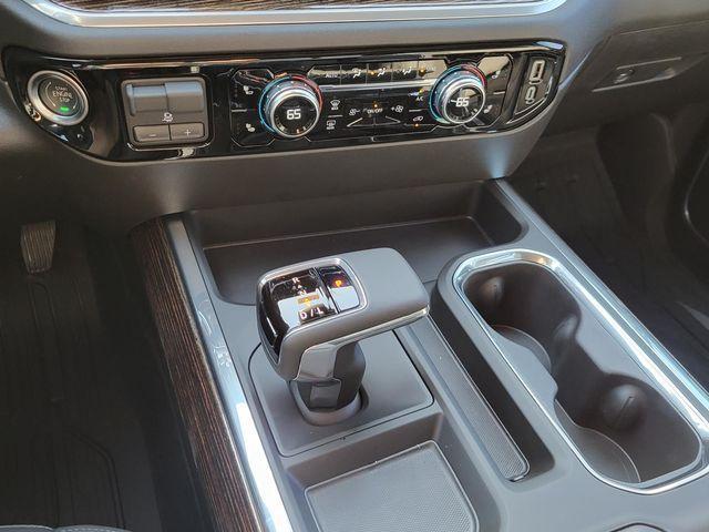 new 2025 GMC Sierra 1500 car, priced at $50,740