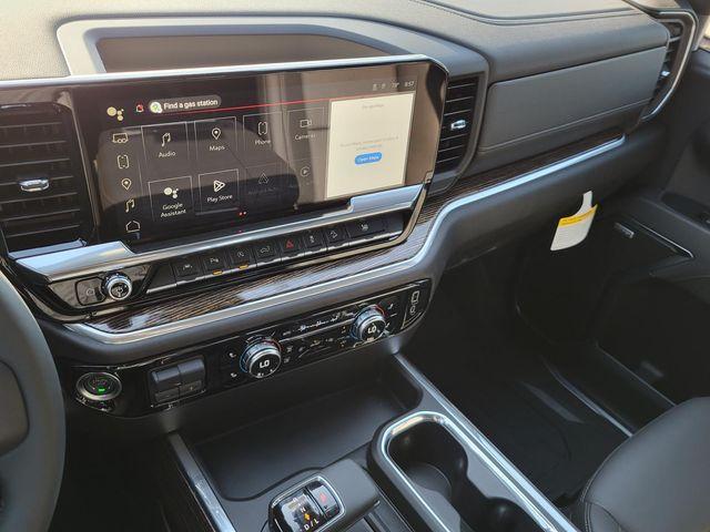 new 2025 GMC Sierra 1500 car, priced at $51,235