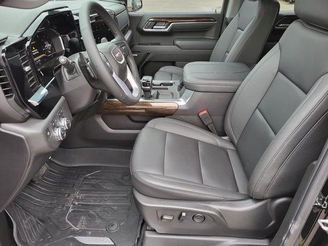 new 2025 GMC Sierra 1500 car, priced at $51,875