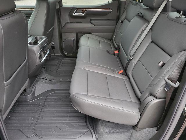 new 2025 GMC Sierra 1500 car, priced at $51,875
