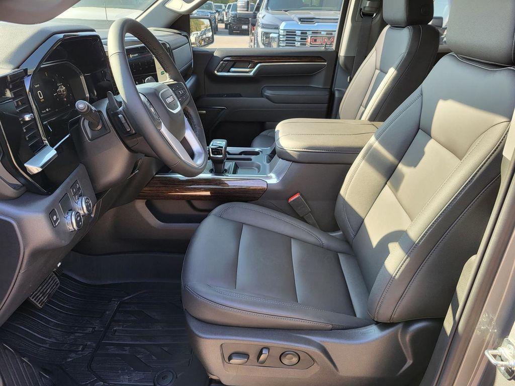 new 2026 GMC Sierra 1500 car, priced at $49,880