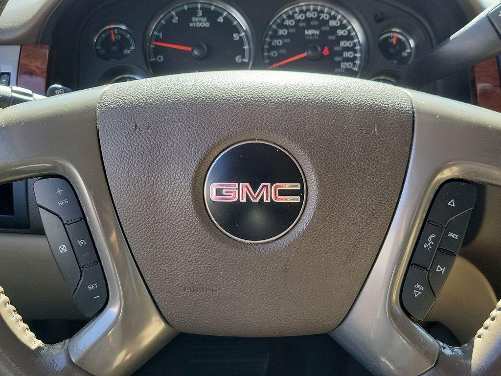 used 2012 GMC Yukon car, priced at $8,988