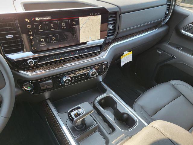 new 2025 GMC Sierra 1500 car, priced at $52,005