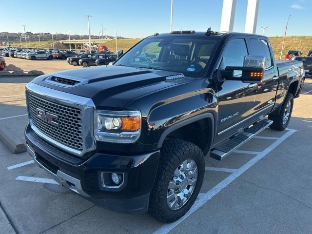 used 2017 GMC Sierra 2500 car, priced at $39,991