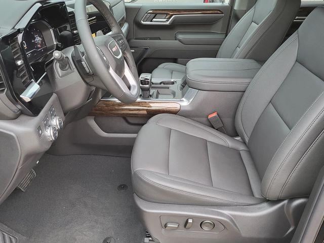 new 2025 GMC Sierra 1500 car, priced at $52,180