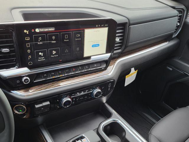 new 2025 GMC Sierra 1500 car, priced at $51,675