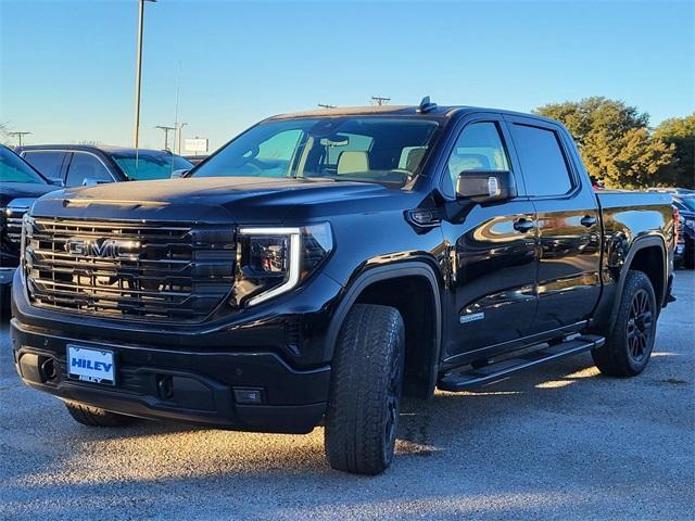 new 2025 GMC Sierra 1500 car, priced at $55,425