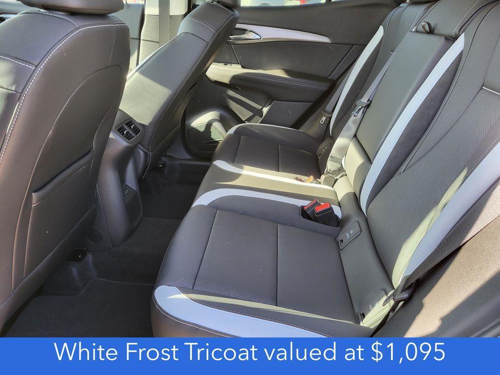 new 2025 Buick Envision car, priced at $35,590