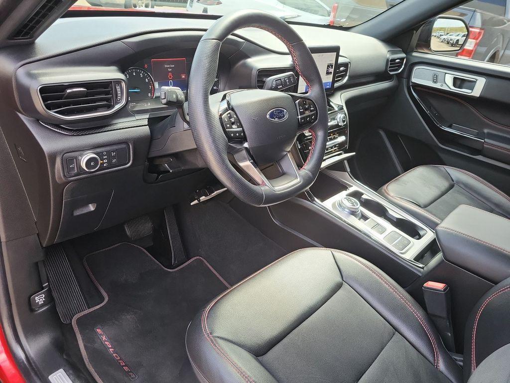 used 2022 Ford Explorer car, priced at $27,888