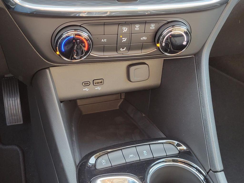 new 2026 Buick Encore GX car, priced at $21,035