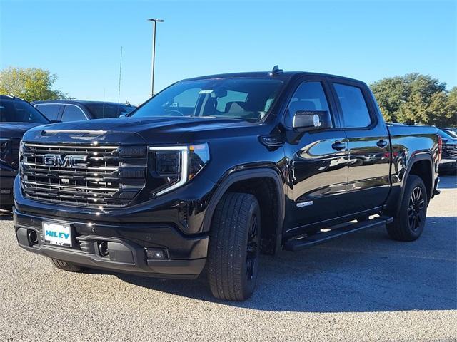 new 2025 GMC Sierra 1500 car, priced at $51,475