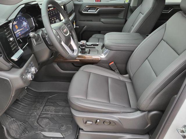 new 2025 GMC Sierra 1500 car, priced at $50,740