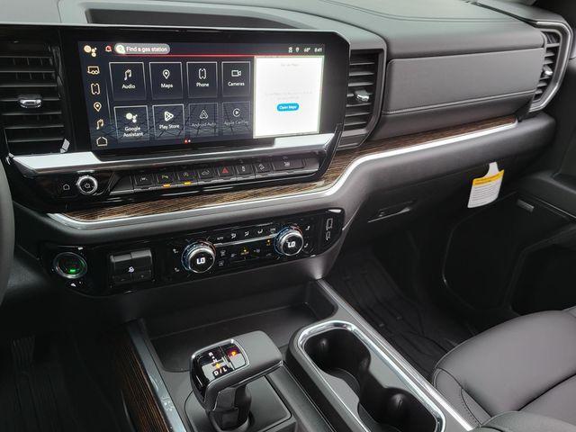 new 2025 GMC Sierra 1500 car, priced at $50,740