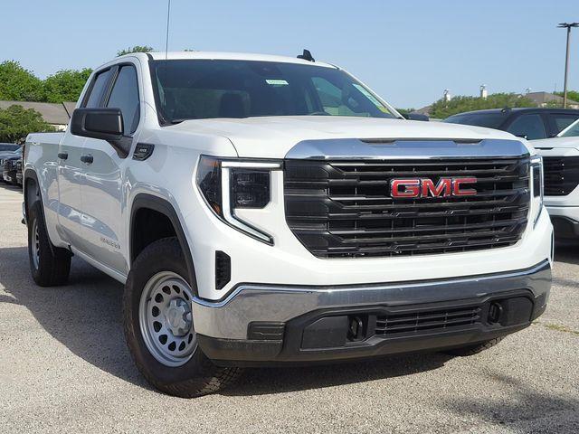 new 2025 GMC Sierra 1500 car, priced at $44,230