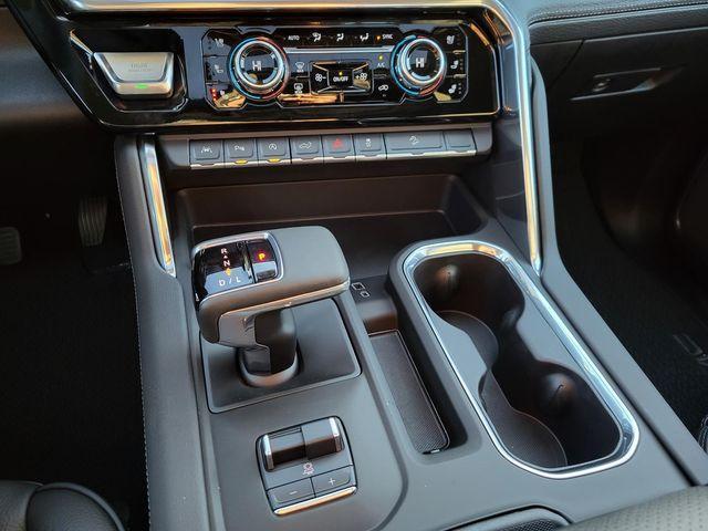 new 2025 GMC Sierra 1500 car, priced at $77,090
