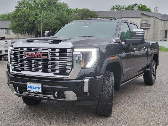 new 2025 GMC Sierra 2500 car, priced at $79,715