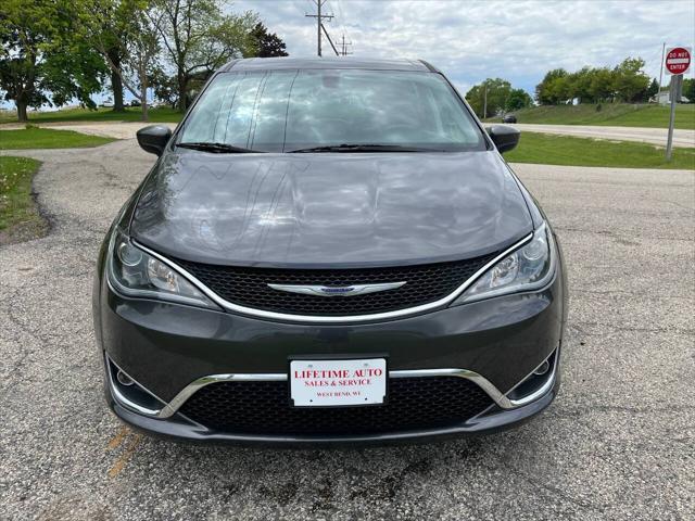 used 2017 Chrysler Pacifica car, priced at $14,995