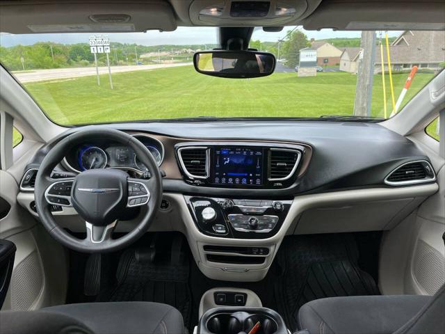 used 2017 Chrysler Pacifica car, priced at $14,995