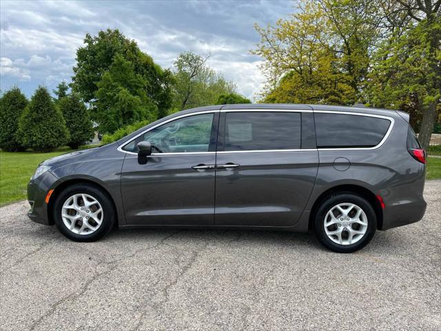 used 2017 Chrysler Pacifica car, priced at $14,995