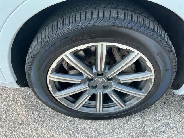 used 2018 Audi Q7 car, priced at $18,495