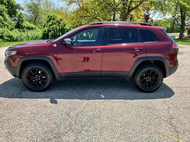 used 2019 Jeep Cherokee car, priced at $13,995