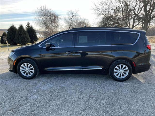 used 2017 Chrysler Pacifica car, priced at $11,995