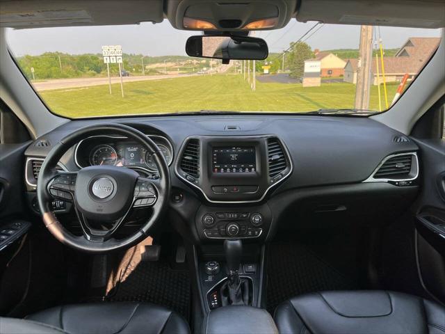 used 2020 Jeep Cherokee car, priced at $15,995