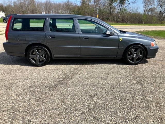 used 2007 Volvo V70 car, priced at $9,995