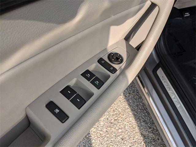 used 2018 Hyundai Sonata Hybrid car, priced at $13,995