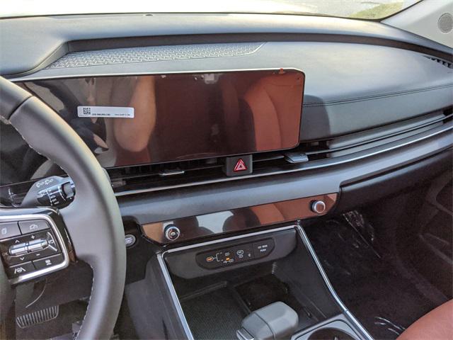 new 2025 Kia Carnival car, priced at $42,200