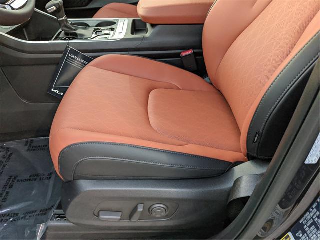 new 2025 Kia Carnival car, priced at $42,200