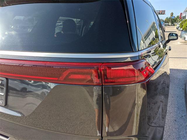 used 2024 Kia Carnival car, priced at $31,922