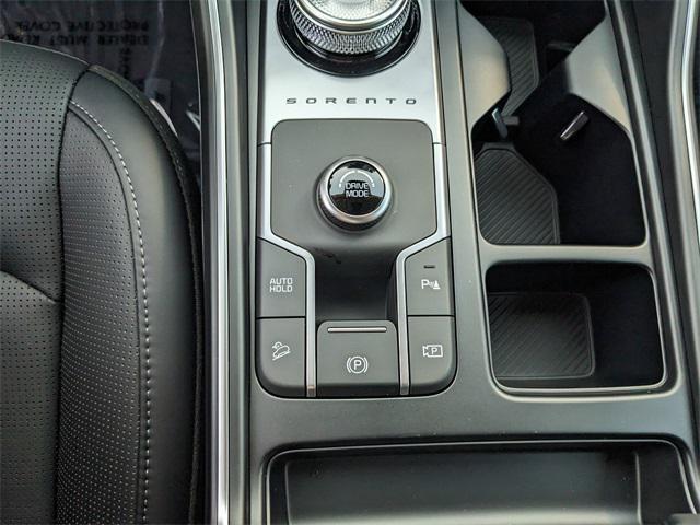 new 2025 Kia Sorento Hybrid car, priced at $37,432