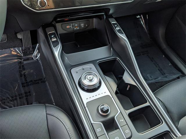 new 2025 Kia Sorento Hybrid car, priced at $37,432