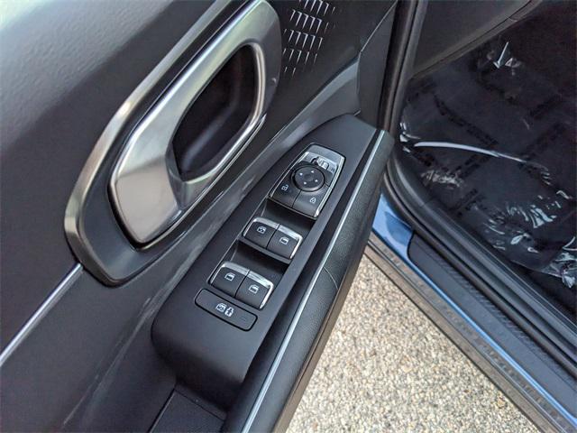 new 2025 Kia Sorento Hybrid car, priced at $37,432