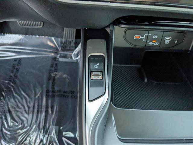 new 2025 Kia Sorento Hybrid car, priced at $37,432