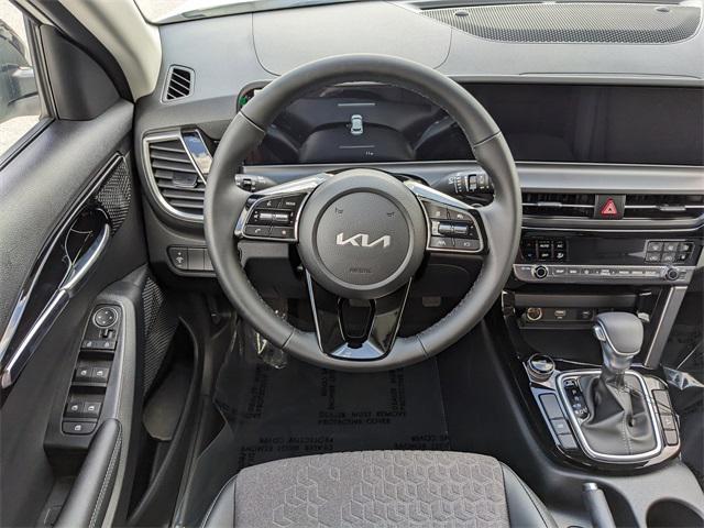 new 2025 Kia Seltos car, priced at $26,420