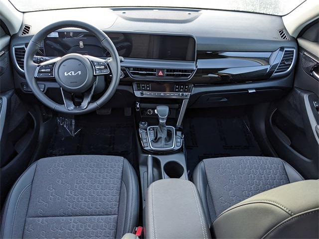 new 2025 Kia Seltos car, priced at $24,287