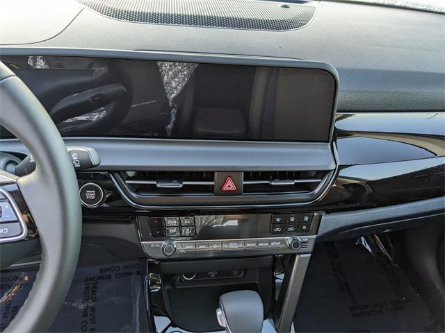 new 2025 Kia Seltos car, priced at $24,287