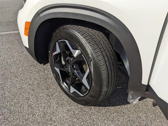 new 2025 Kia Seltos car, priced at $28,010