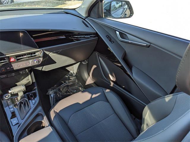 new 2025 Kia Niro car, priced at $31,306