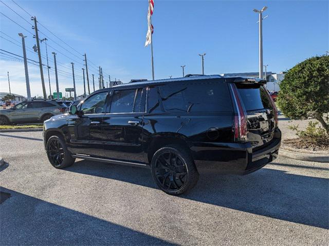 used 2020 Cadillac Escalade ESV car, priced at $51,995