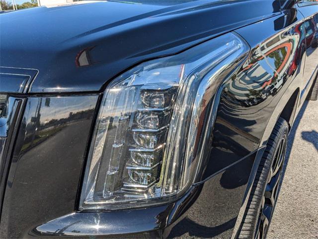 used 2020 Cadillac Escalade ESV car, priced at $51,995