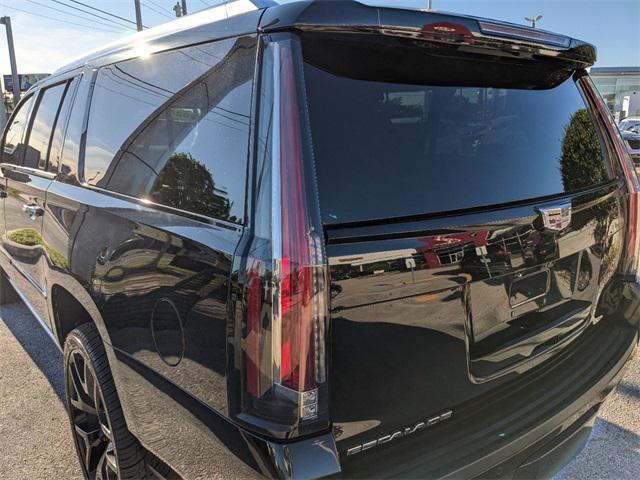 used 2020 Cadillac Escalade ESV car, priced at $51,995