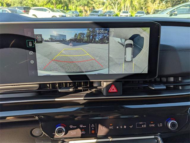 new 2026 Kia Carnival Hybrid car, priced at $52,634