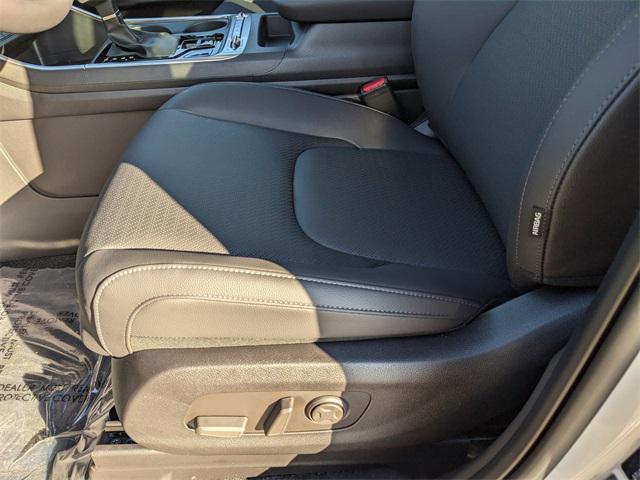 new 2026 Kia Carnival Hybrid car, priced at $52,634