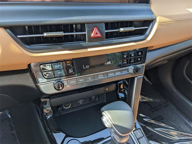 new 2025 Kia Seltos car, priced at $28,183