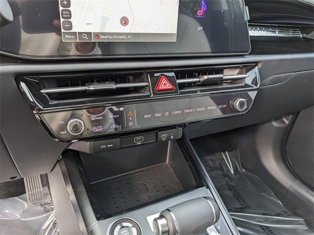 new 2025 Kia Niro car, priced at $31,290