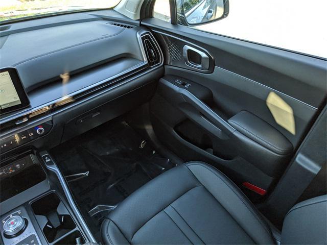 new 2025 Kia Sorento Hybrid car, priced at $37,830